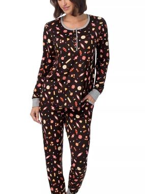 Cuddl Duds® Halloween Cozy Long Sleeve Henley Top and Pajama Bottoms Set
NWT